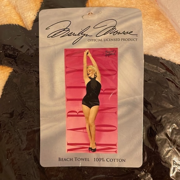 Marilyn Monroe Other - Marilyn Monroe Towel 💯 Cotton Marilyn Monroe Beach Towel 🆕️